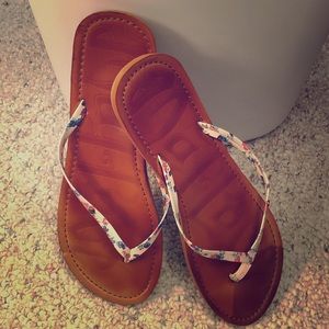 MajLove Floral Sandals - Flip flops